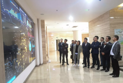 华东重机董事长翁耀根带队赴上海钢联交流学习，谋求电商与大数据融合高质量发展